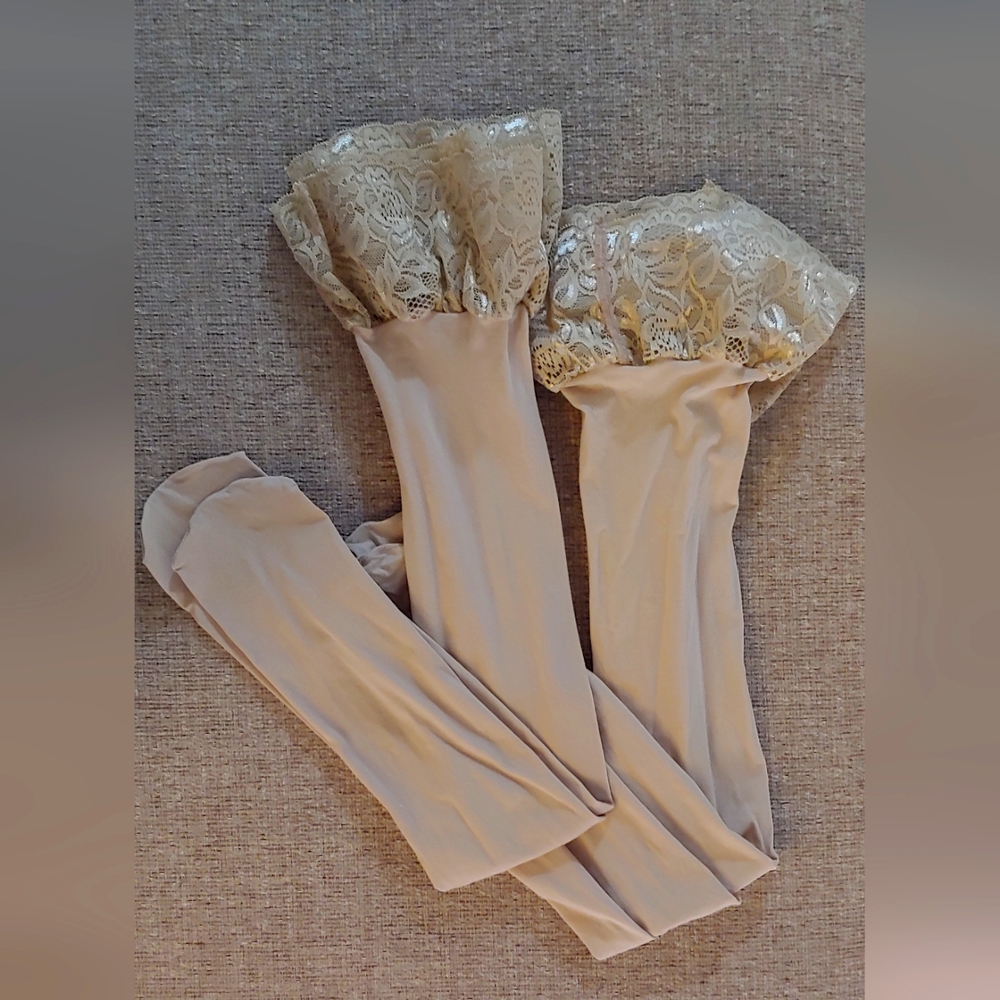 Nude Stockings
